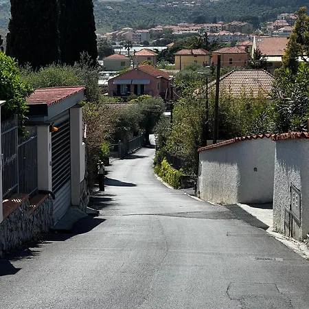 Casa Ariel * Diano Marina
